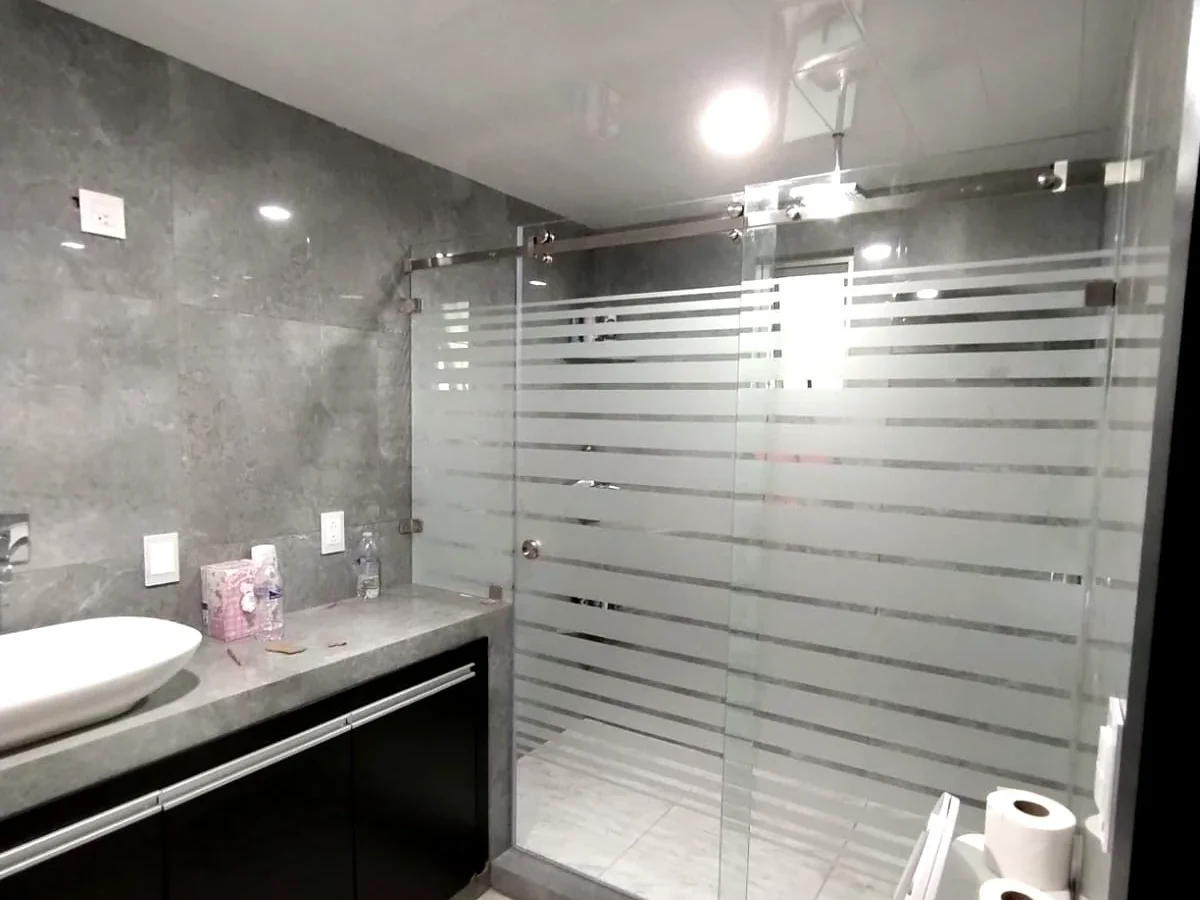 Cancel de baño de cristal templado